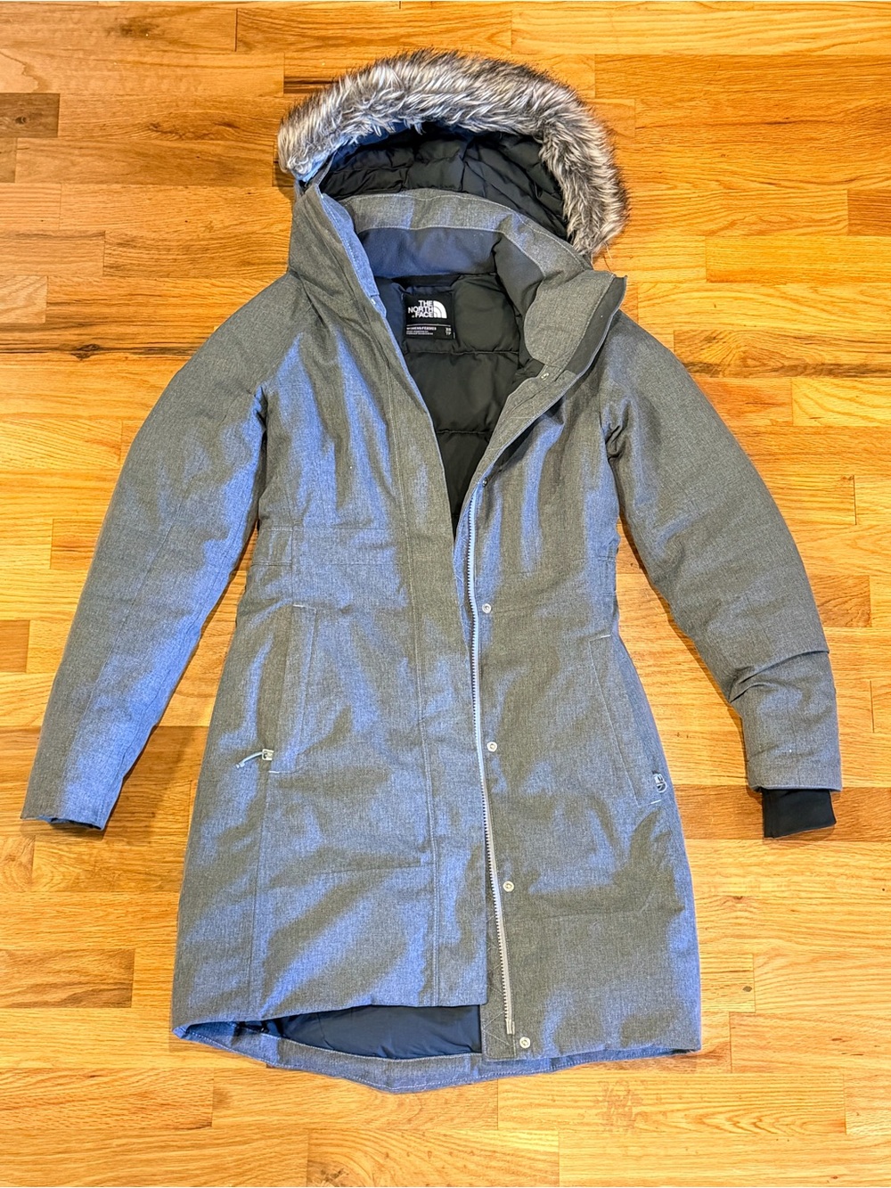 The North Face Women's Insulated Hooded Parka — Gray